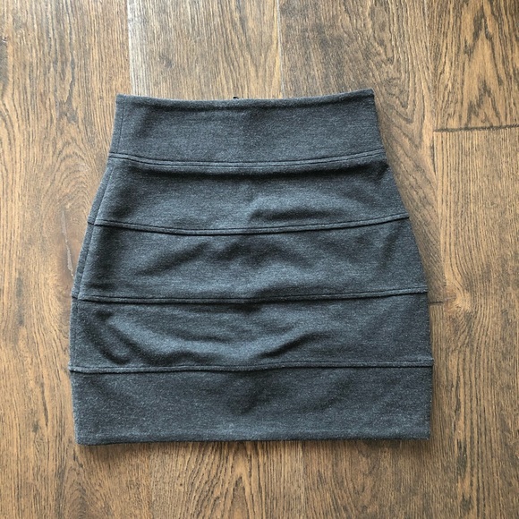 Aritzia Talula Grey BodyCon Skirt - Picture 3 of 6